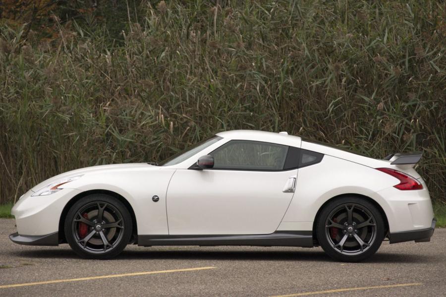  Nissan 370Z by Nismo 2013 года  (фото 54 из 90)